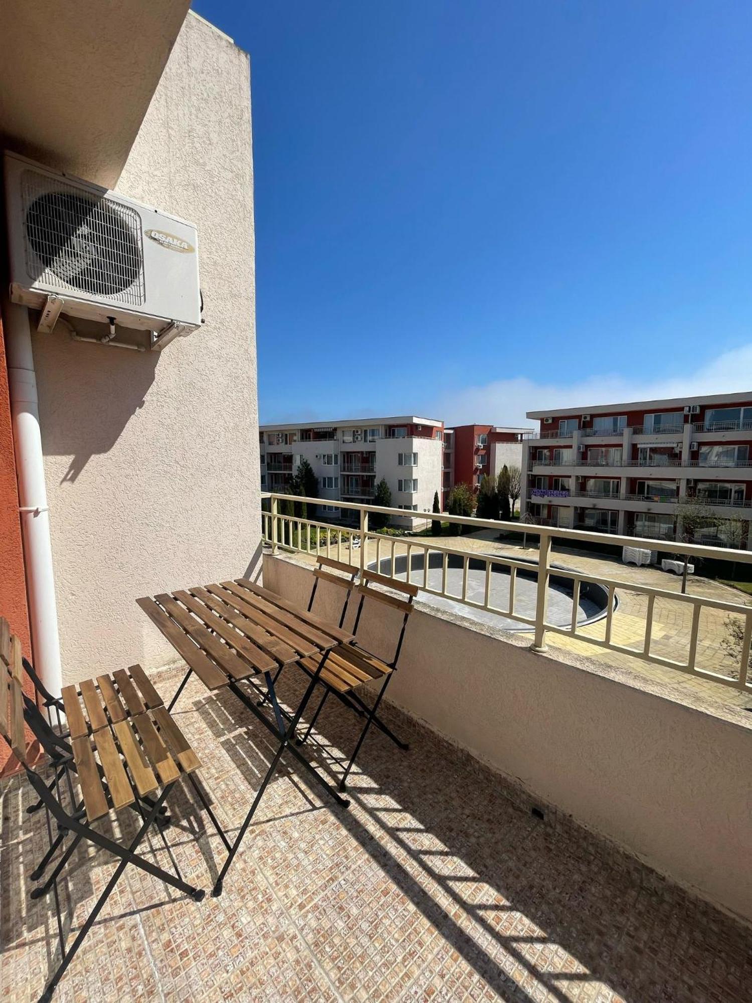 Nessebar Fort Club - Prestige Apartments Slântsjev Brjag Eksteriør bilde